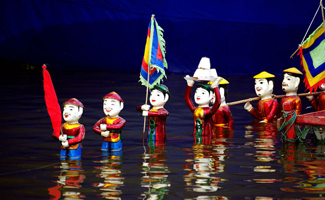 what to do in hanoi at night water puppet